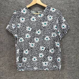 Point & Line Blouse Women S Small Black Floral Crew Neck Short Sleeve Hook & Eye